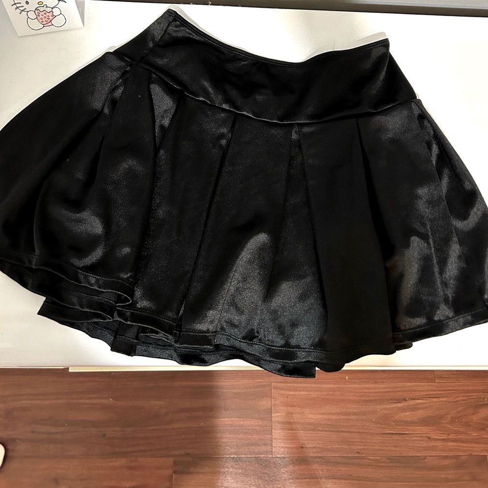 spirit halloween black skirt
